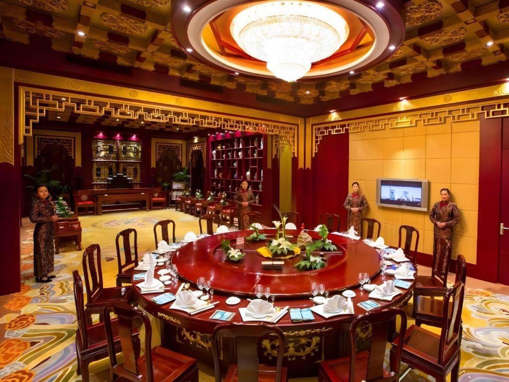 Feicheng Blossom Hotel Екстер'єр фото
