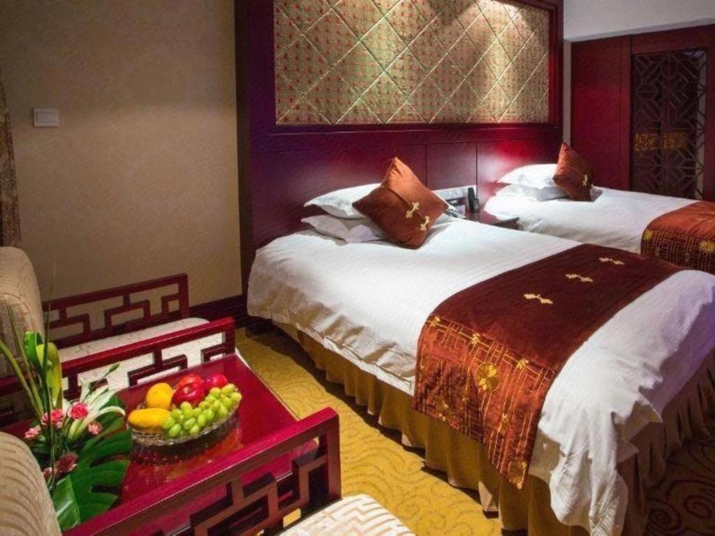 Feicheng Blossom Hotel Екстер'єр фото