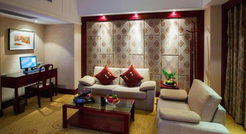 Feicheng Blossom Hotel Екстер'єр фото