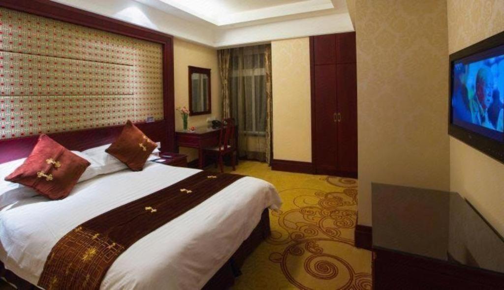 Feicheng Blossom Hotel Екстер'єр фото