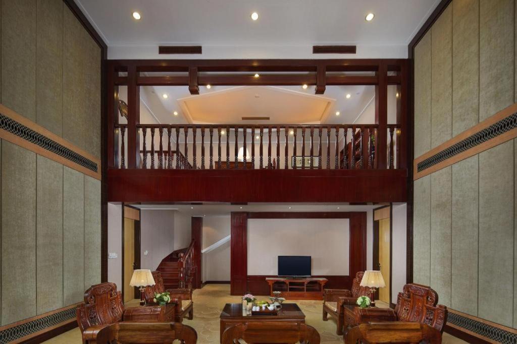 Feicheng Blossom Hotel Екстер'єр фото