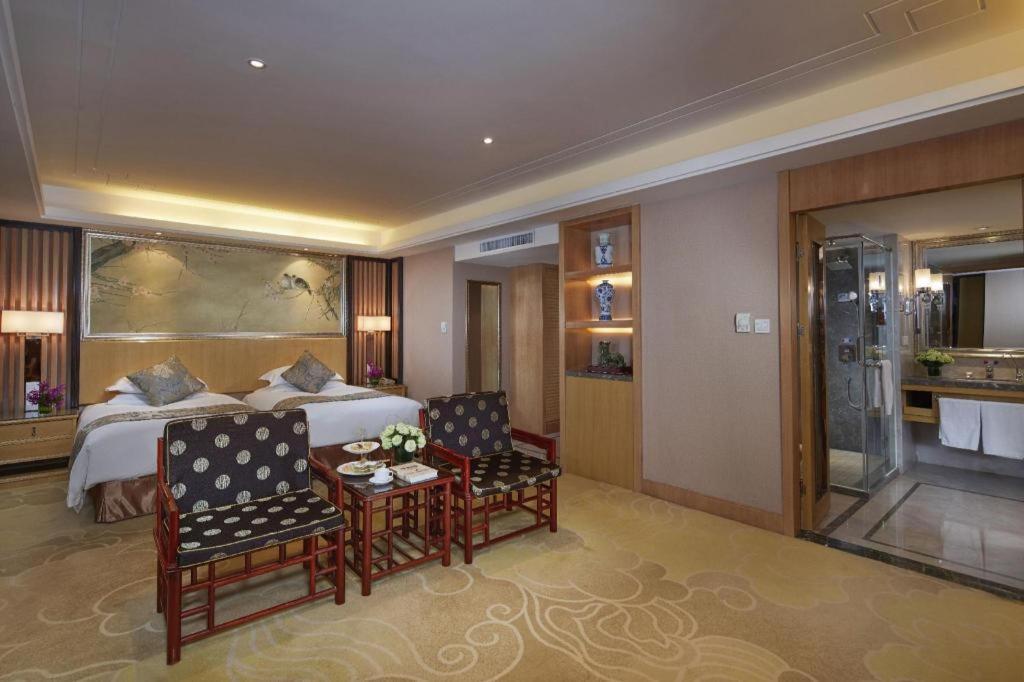 Feicheng Blossom Hotel Екстер'єр фото
