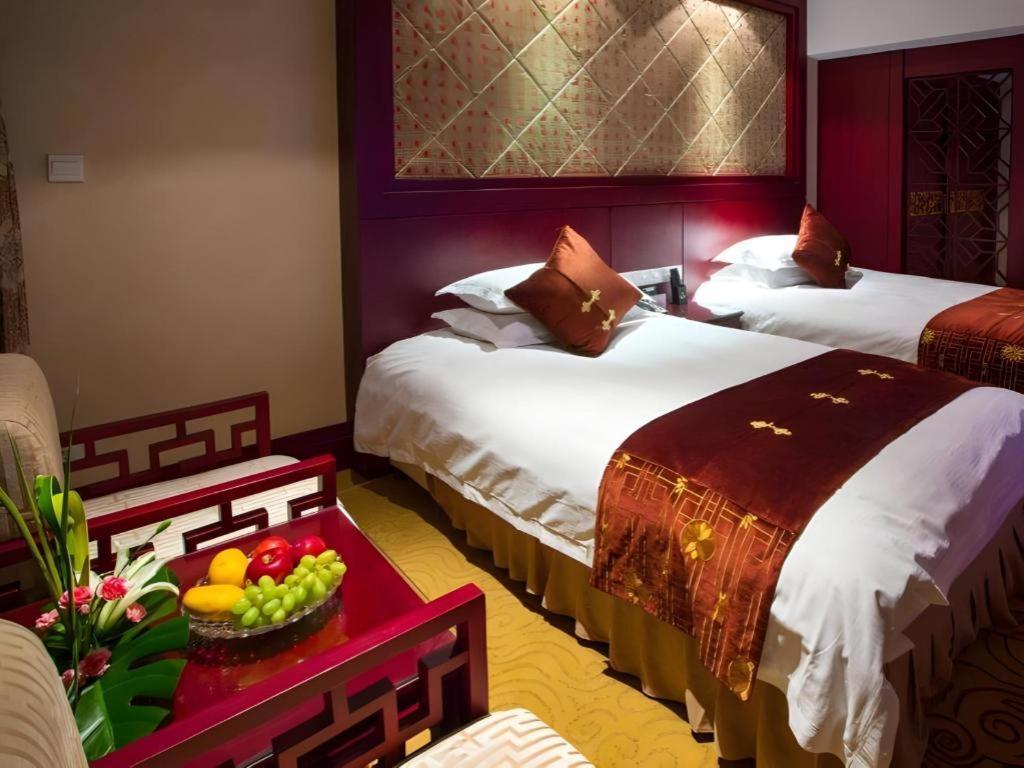 Feicheng Blossom Hotel Екстер'єр фото