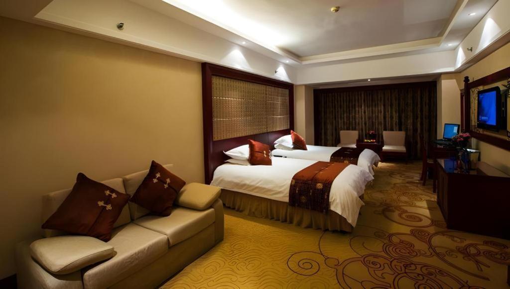 Feicheng Blossom Hotel Екстер'єр фото